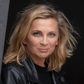 Laura Mihartescu